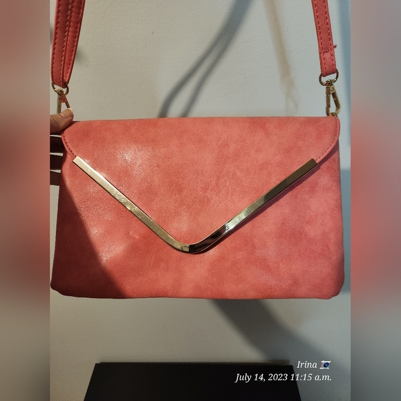 Coral pink classy purse - Picture 4 of 8